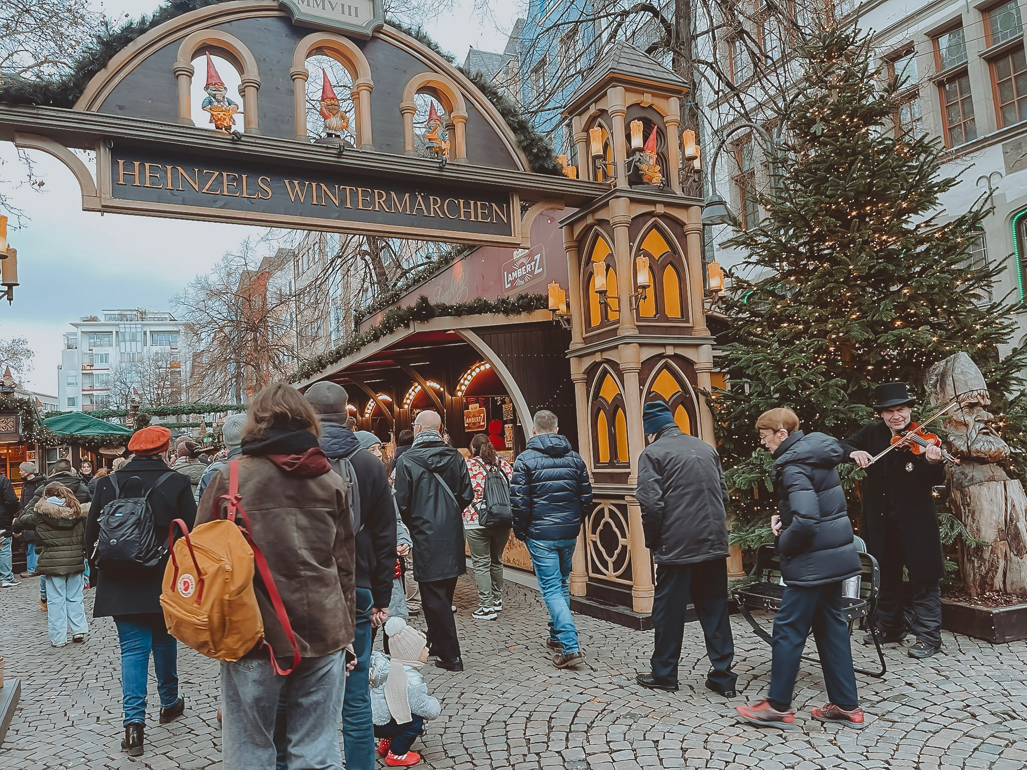 5B488860-A265-4BC6-8B20-1B5C0772821B