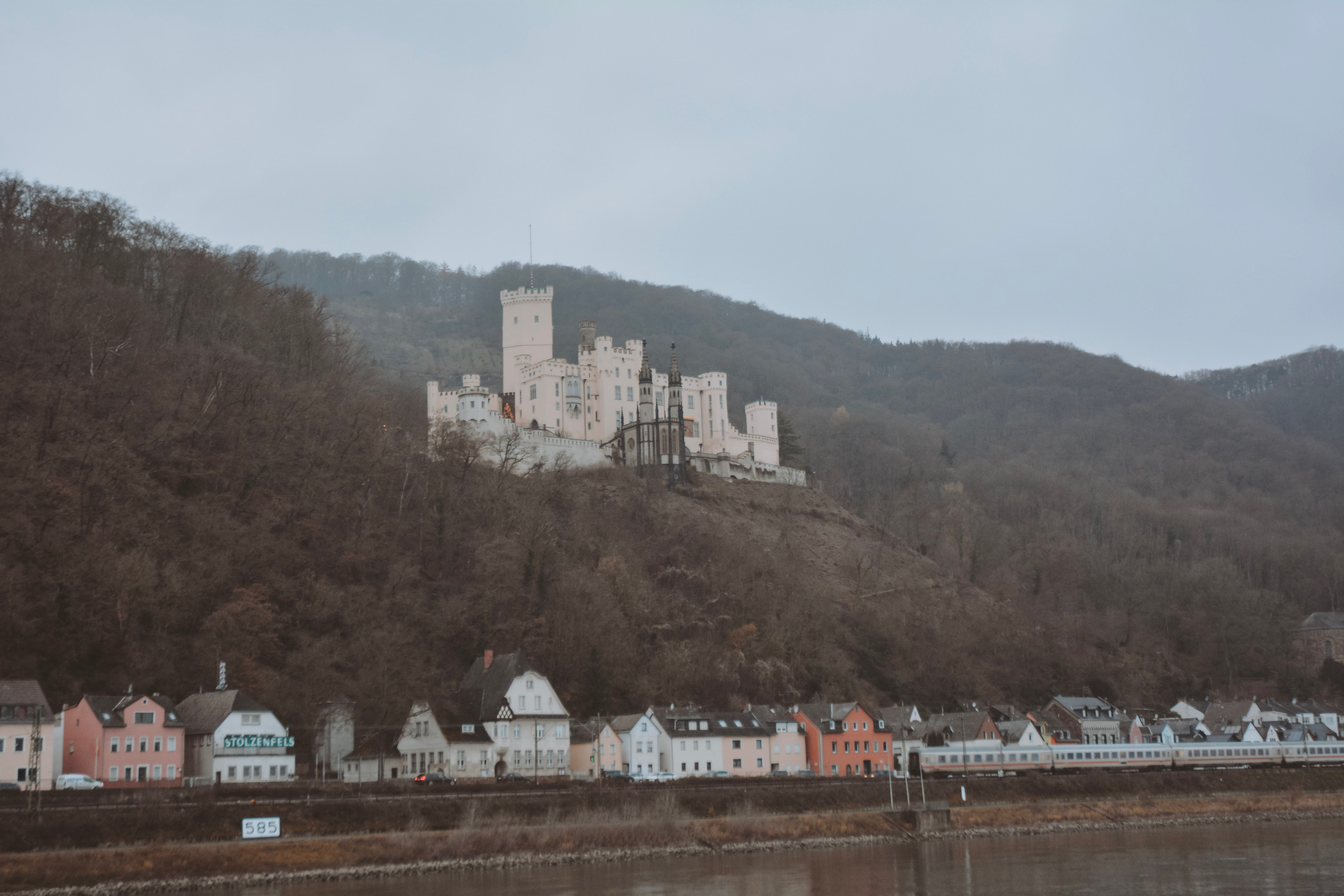 94F03ECE-4E63-4D03-A962-FE0D6C964710