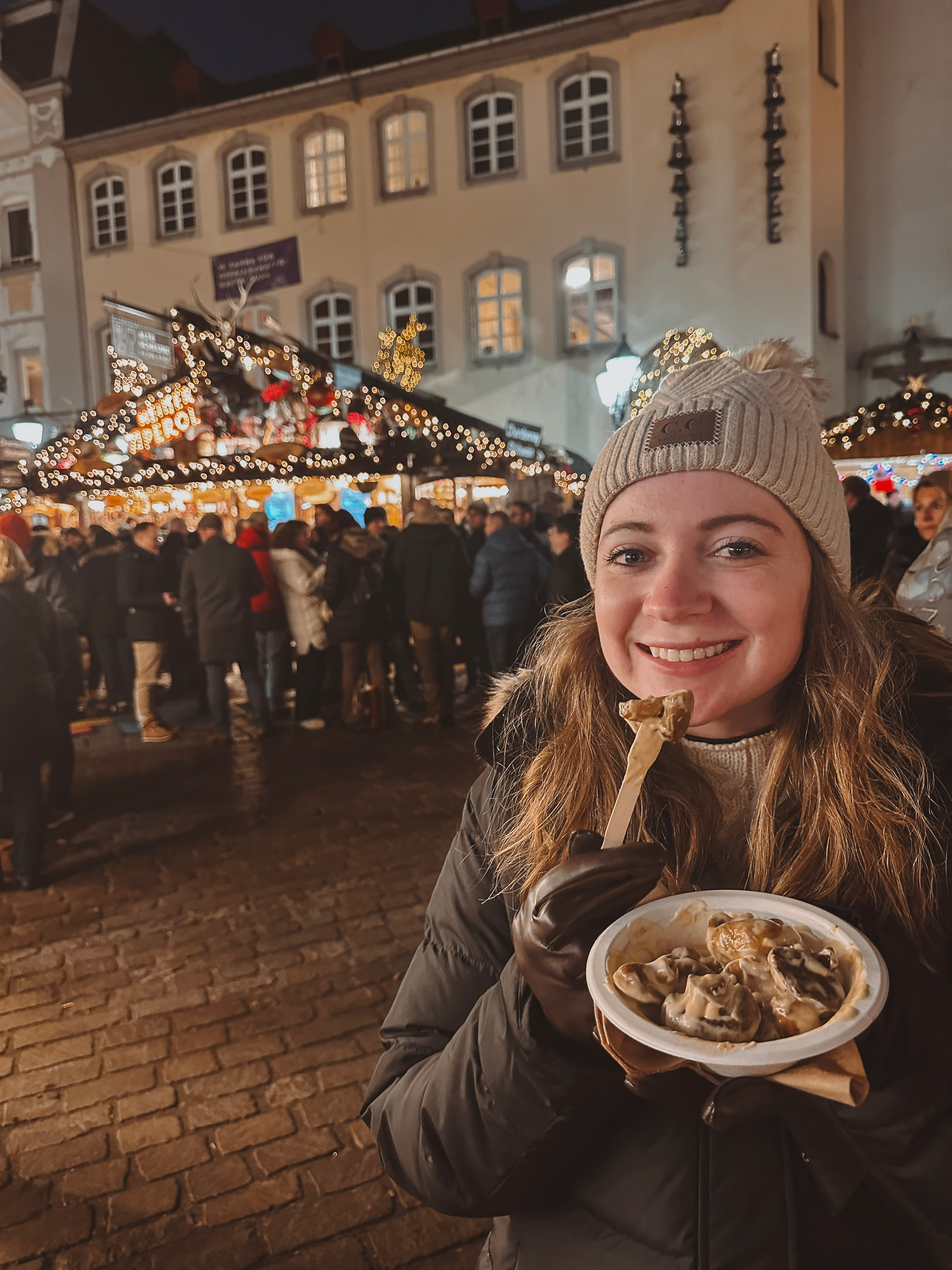 EB443A2F-FEFE-4C3D-88FC-EC09B0F3E75E